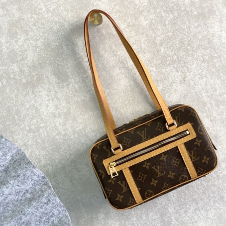 Louis Vuitton 루이비통 시테 모노그램 M46321